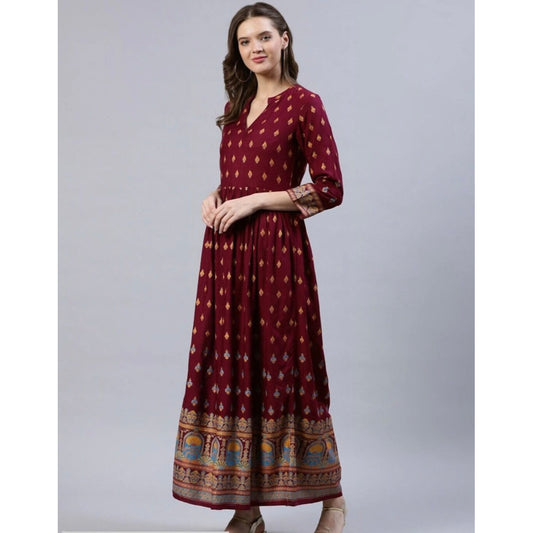 Women Floral Frontslit Flared Kurta In Dark Red